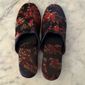 Vintage new old stock Chinese black satin wedge slippers size 9